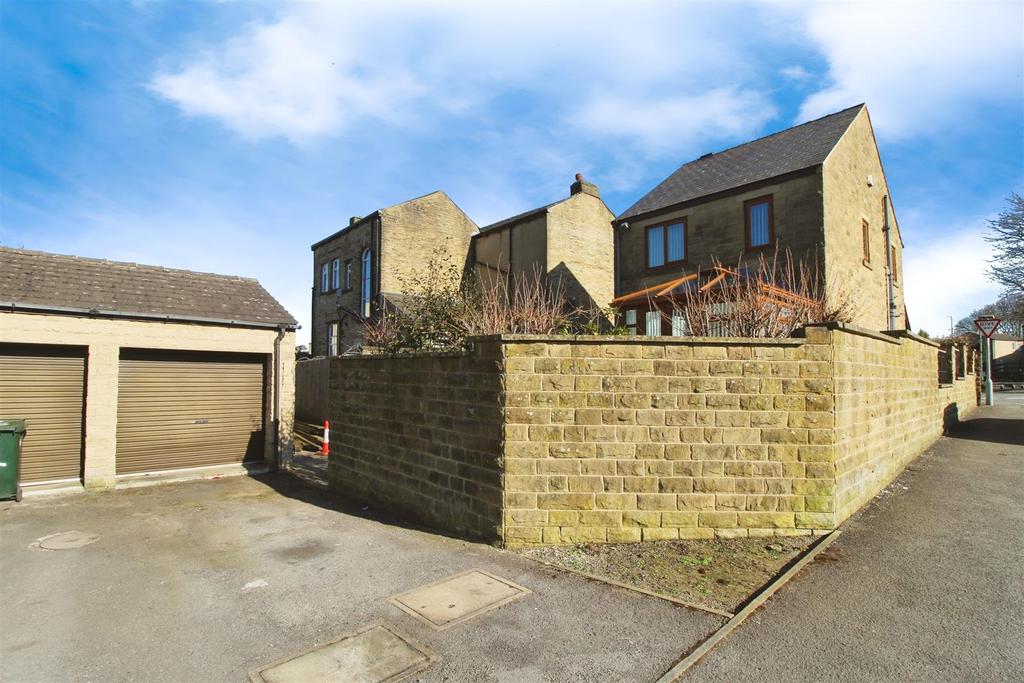 Garage &amp; Driveway