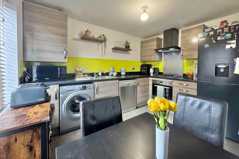 undefined, Cabot Close, Locks Heath