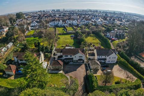 4 bedroom detached house for sale, Church Road, Bridgend, Bridgend County Borough, CF31 3AZ