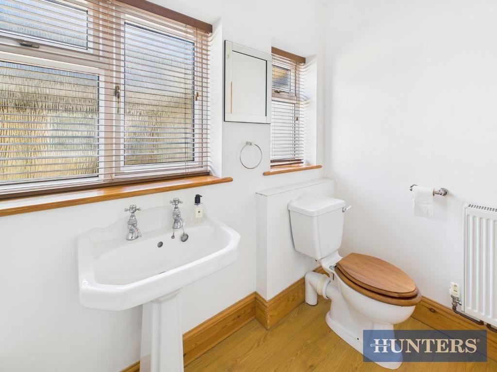 Bathroom alt