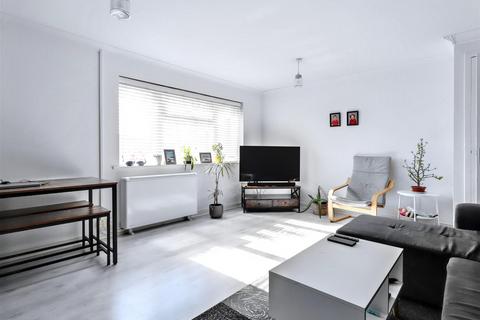 2 bedroom maisonette for sale, Dunwood Drive, Norwich NR6