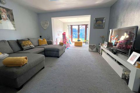 3 bedroom semi-detached house for sale, Bancroft Avenue, Thornton FY5