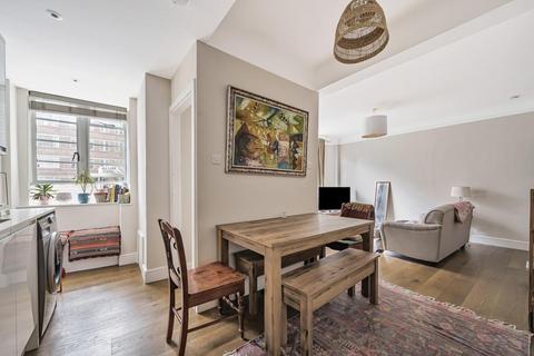 2 bedroom flat for sale, Balham High Road, Balham, London, SW17