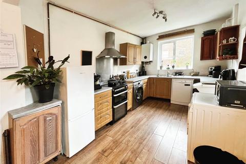 33 Bernard Street, Nottingham, NG5 2AE