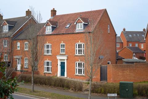 6 Violet Way, Kingsnorth, Ashford, TN23 3GH