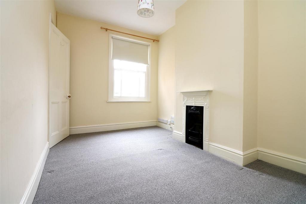 Bedroom 2: