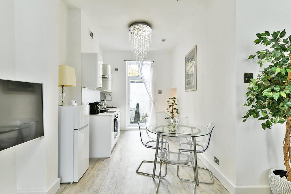 Davidson Frost-Wellings, DFW, Notting Hill, London