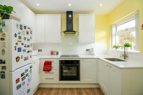2 bedroom semi-detached bungalow for sale, Mardale Road, Dewsbury WF12