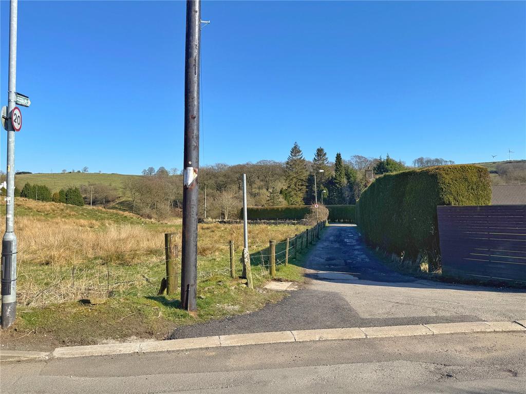 Off Goodshaw Lane