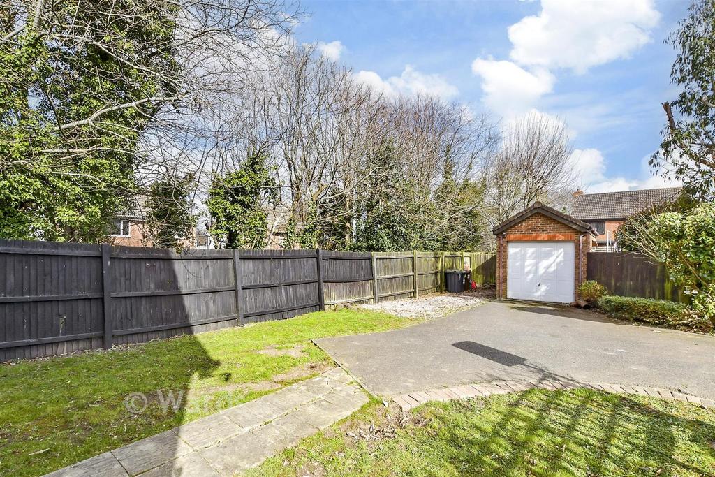 Driveway/Parking