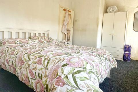 7 Fife Avenue, Chadderton, Oldham, OL9 8AG