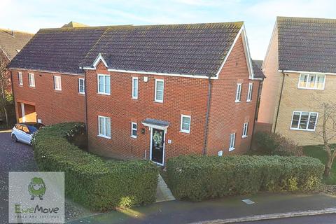 9 Carillon Close, Hoo, Rochester, ME3 9JQ