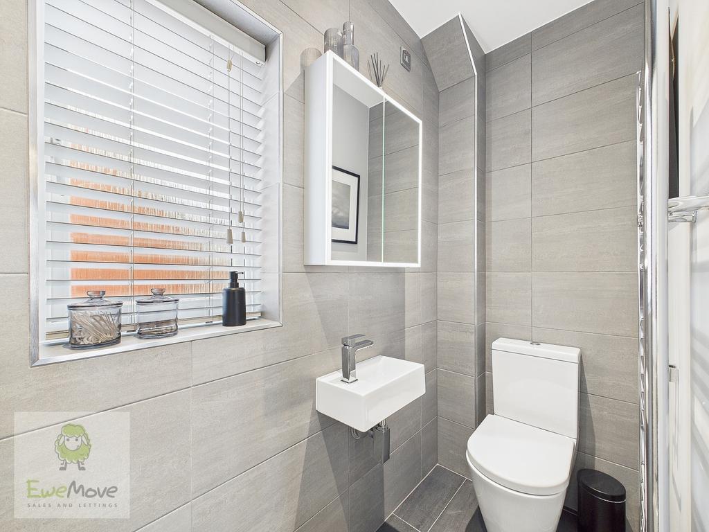 Ensuite Shower Room