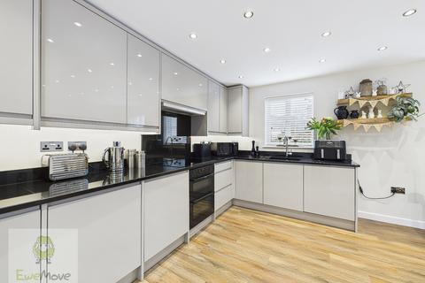 9 Carillon Close, Hoo, Rochester, ME3 9JQ