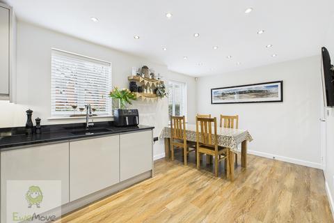 9 Carillon Close, Hoo, Rochester, ME3 9JQ