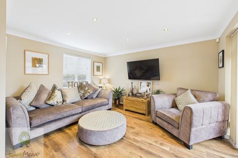 9 Carillon Close, Hoo, Rochester, ME3 9JQ