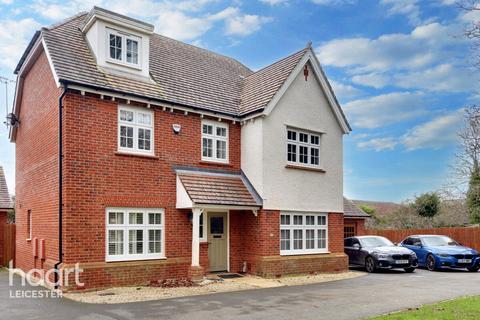 5 bedroom detached house for sale, Bovinger Road, Leicester