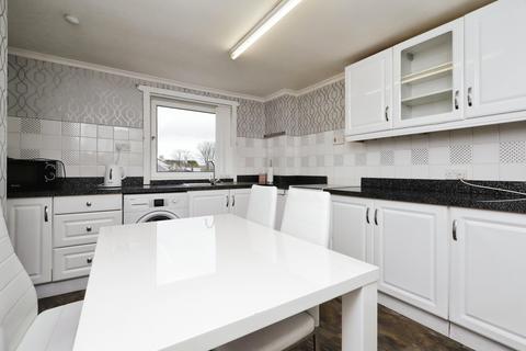 8f Afton Road, Cumbernauld, Glasgow, G67 2DT