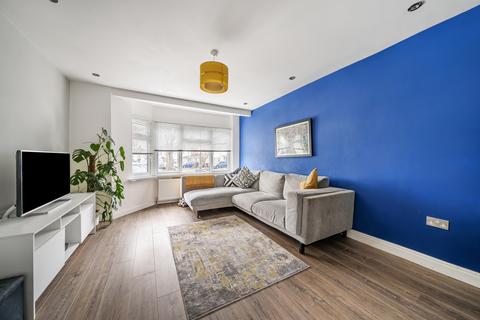3 bedroom semi-detached house for sale, Hooking Green, Harrow, HA2