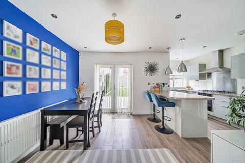 3 bedroom semi-detached house for sale, Hooking Green, Harrow, HA2
