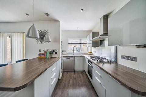 3 bedroom semi-detached house for sale, Hooking Green, Harrow, HA2