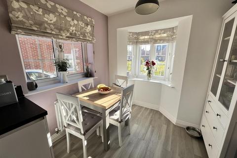 40 Cartmel Road, Daventry, NN11 2PP