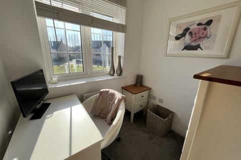 40 Cartmel Road, Daventry, NN11 2PP