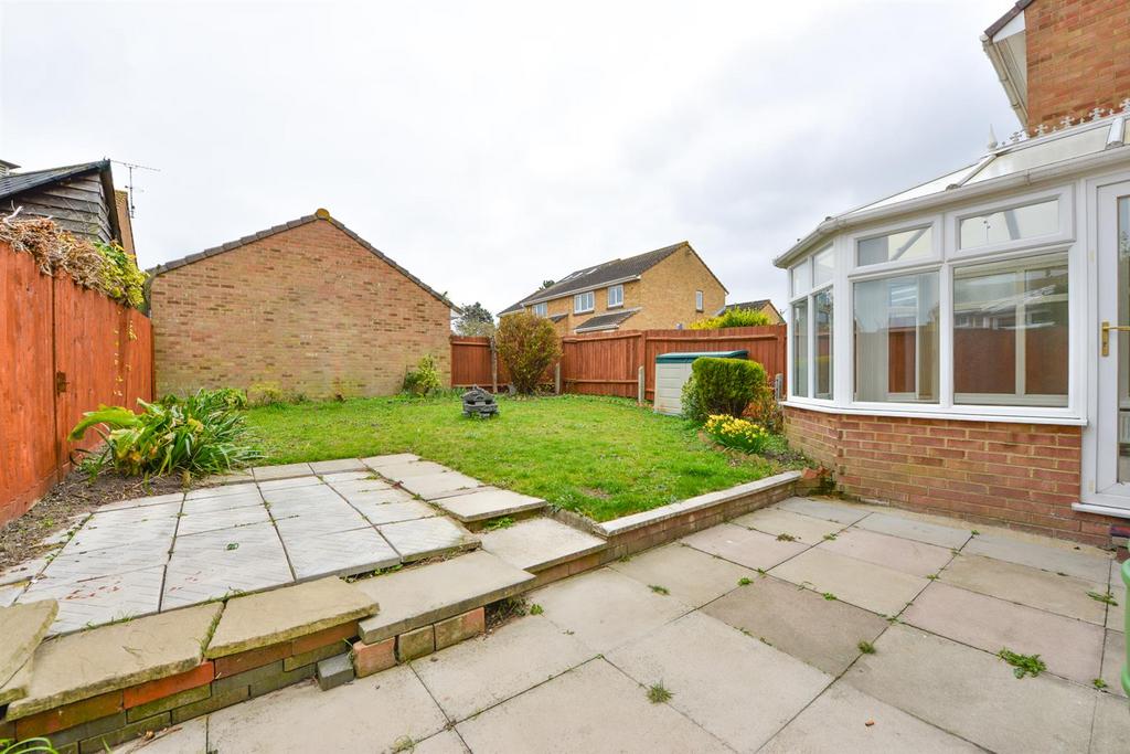 Crundale Way15.jpg