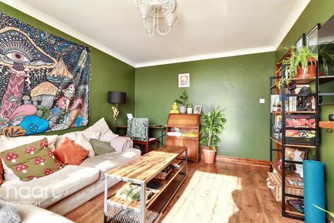 2 bedroom semi-detached bungalow for sale, Parana Close, Norwich