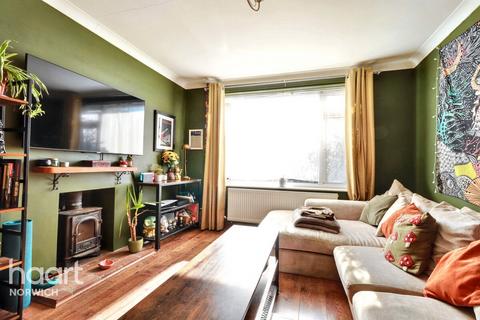 2 bedroom semi-detached bungalow for sale, Parana Close, Norwich
