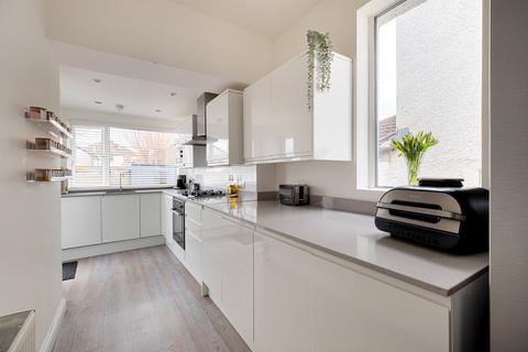 30 Atholl Drive, Giffnock, Glasgow, G46 6QR