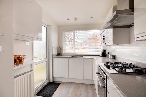 30 Atholl Drive, Giffnock, Glasgow, G46 6QR
