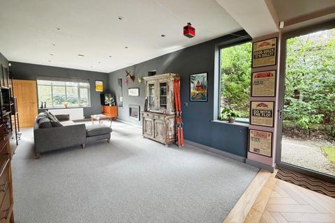 5 bedroom detached house for sale, Ladythorn Crescent, Bramhall