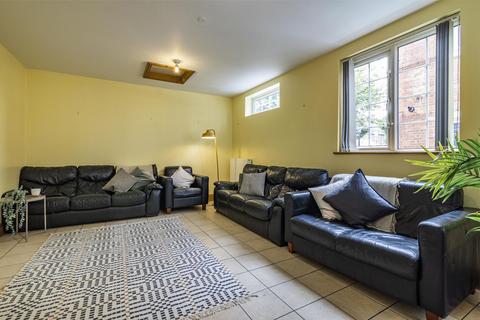 undefined, Barrack Lane, Nottingham, NG7