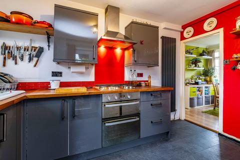 2 bedroom semi-detached bungalow for sale, Kilverton Close, Nottingham, NG8