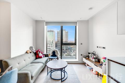 Studio for sale, Westmark Tower, Paddington, W2 1EF