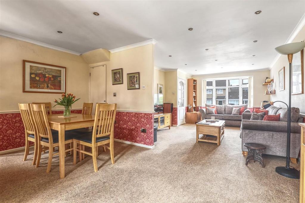 Living room2.jpg