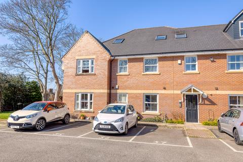 2 bedroom flat for sale, Grove Court, Worksop S80