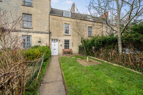 112 Cainscross Road, Stroud, GL5 4HN