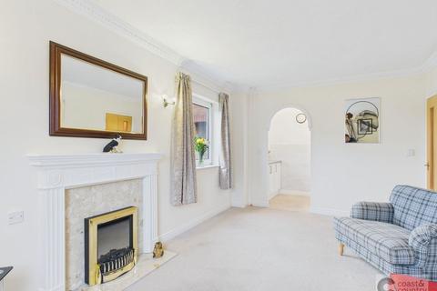 1 bedroom ground floor flat for sale, Church Road, Newton Abbot