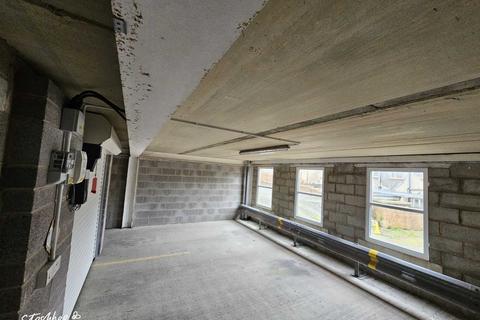Garage to rent, High Street, Bangor LL57