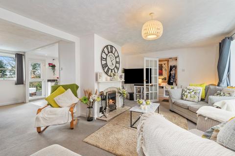 3 bedroom detached bungalow for sale, Lawrenny Road, Kilgetty SA68