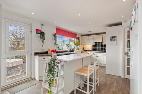 3 bedroom detached bungalow for sale, Lawrenny Road, Kilgetty SA68