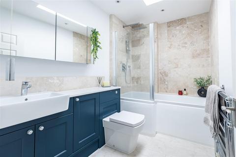44 Albany Court, Epping, CM16 5ED