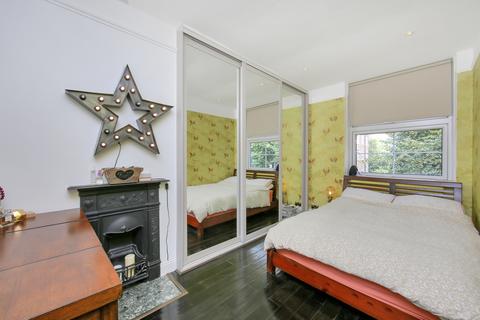 2 bedroom apartment for sale, Matilda House, St Katherines Way, London, E1W