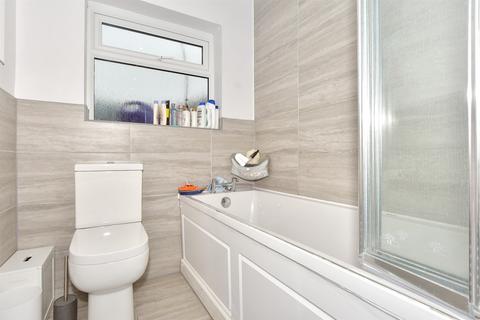 60 Glenfield Road, Dover, CT16 2AL