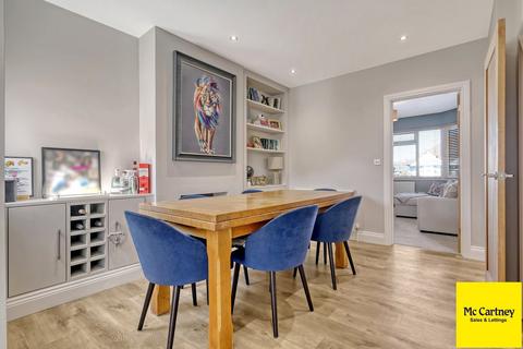 22 Wallace Crescent, Chelmsford, CM2 9QL