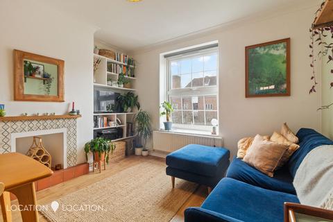2 bedroom flat for sale, Stamford Hill, Chiltern House Stamford Hill, N16