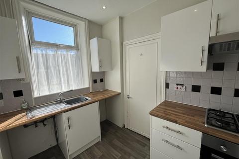 9 Temperance Field, Wyke, Bradford, BD12 9NR