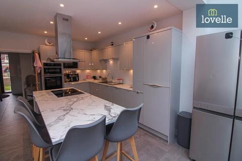 5 bedroom detached house for sale, The Riverbank, Louth LN11